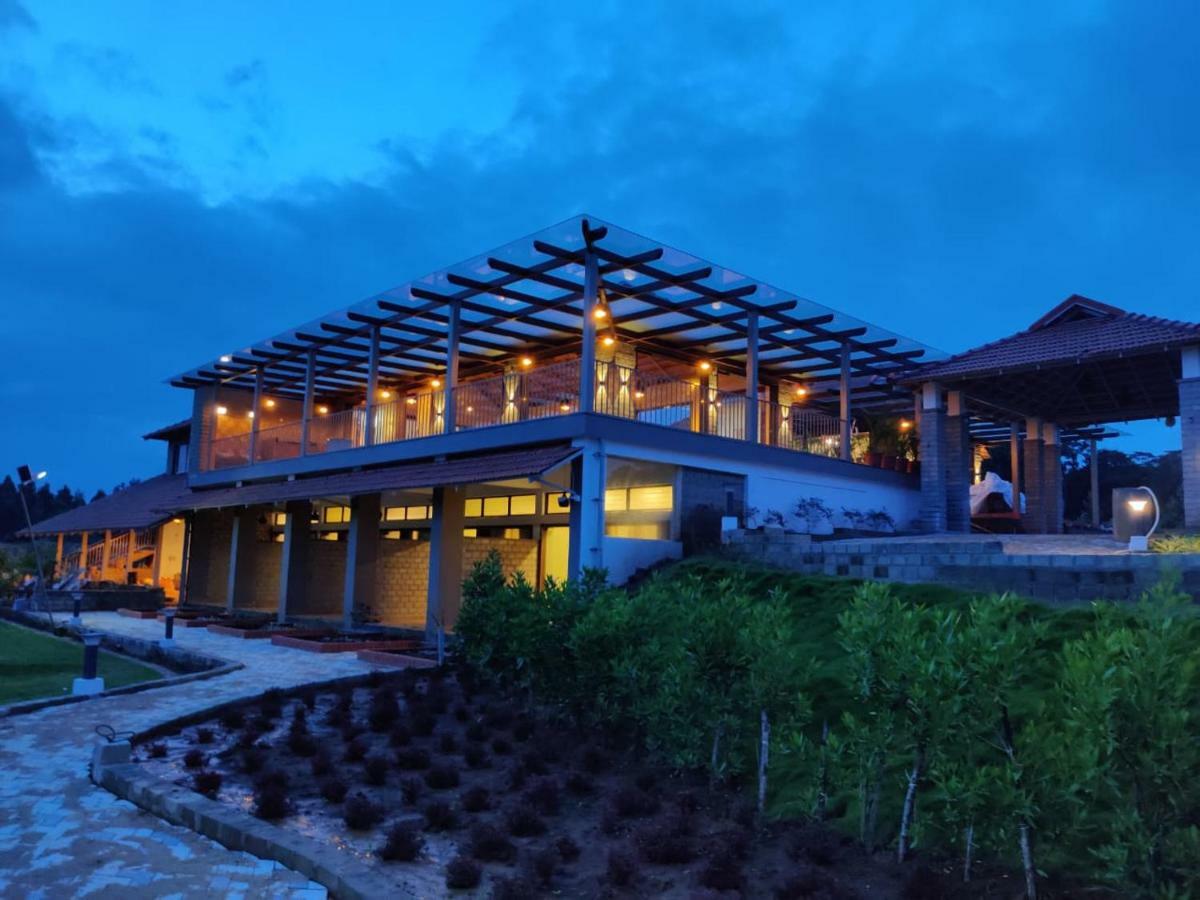 Hotel Biranji Aqua Retreat Chikmagalūr Exteriér fotografie